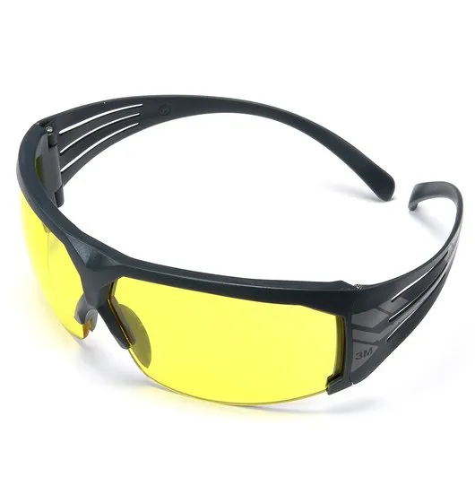 3M™ Secure Fit Safety Glasses