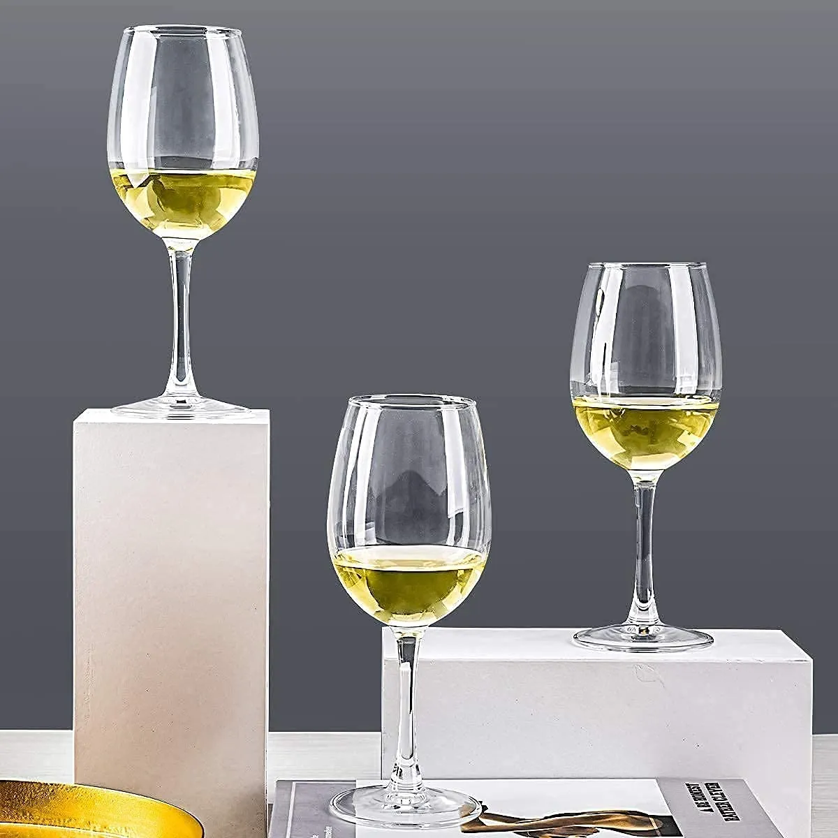 HAPPY BORN Stylish Curve Wine Glass, Red or White Wine Glass, 330 ML Transparent Glass Classic Brandy Party Glasses Set Crystal Clear Tableware Glass Pack of 4 Pcs,Clear.