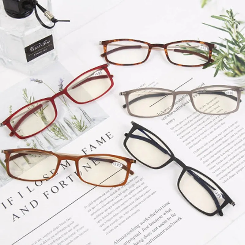 Ultra-thin Portable HD Anti-fatigue TR90 Light Design Anti-blue Light Magnifying Reading Glasses